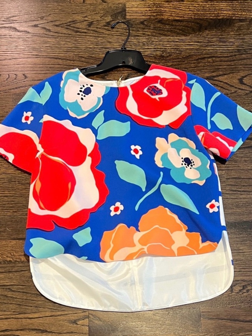 kate spade Blue Floral Short Sleeve Blouse with Red and Orange Blooms